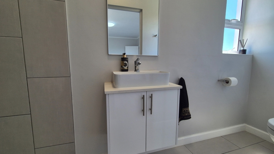 3 Bedroom Property for Sale in Country Club Western Cape